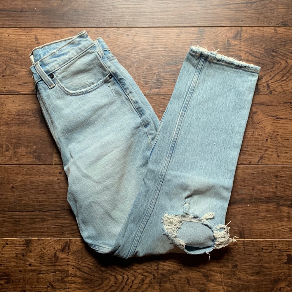 Abercrombie and Fitch mom high rise jeans